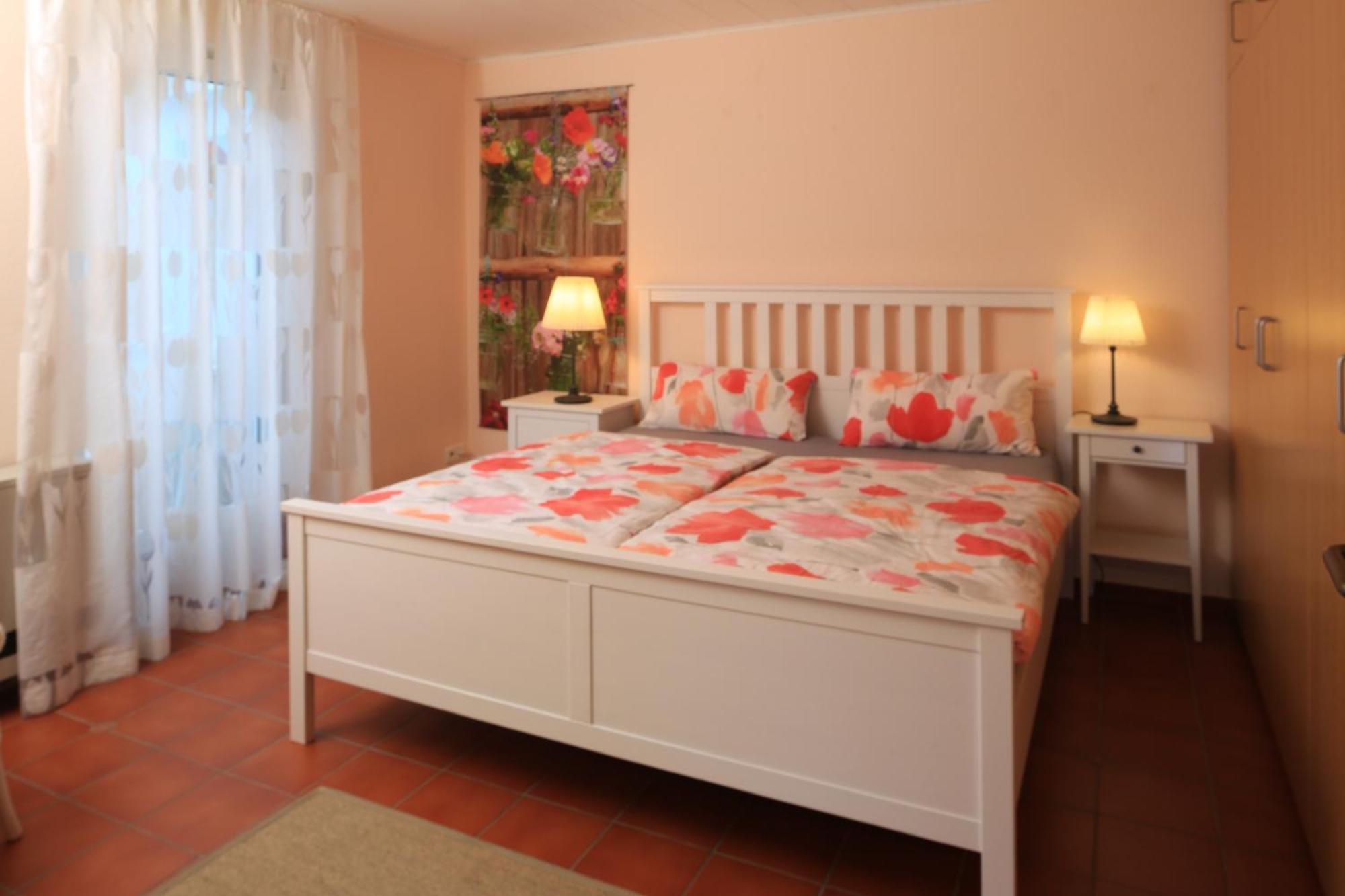 Appartement Haus Am Sonnenhuegel à Bad Urach Extérieur photo