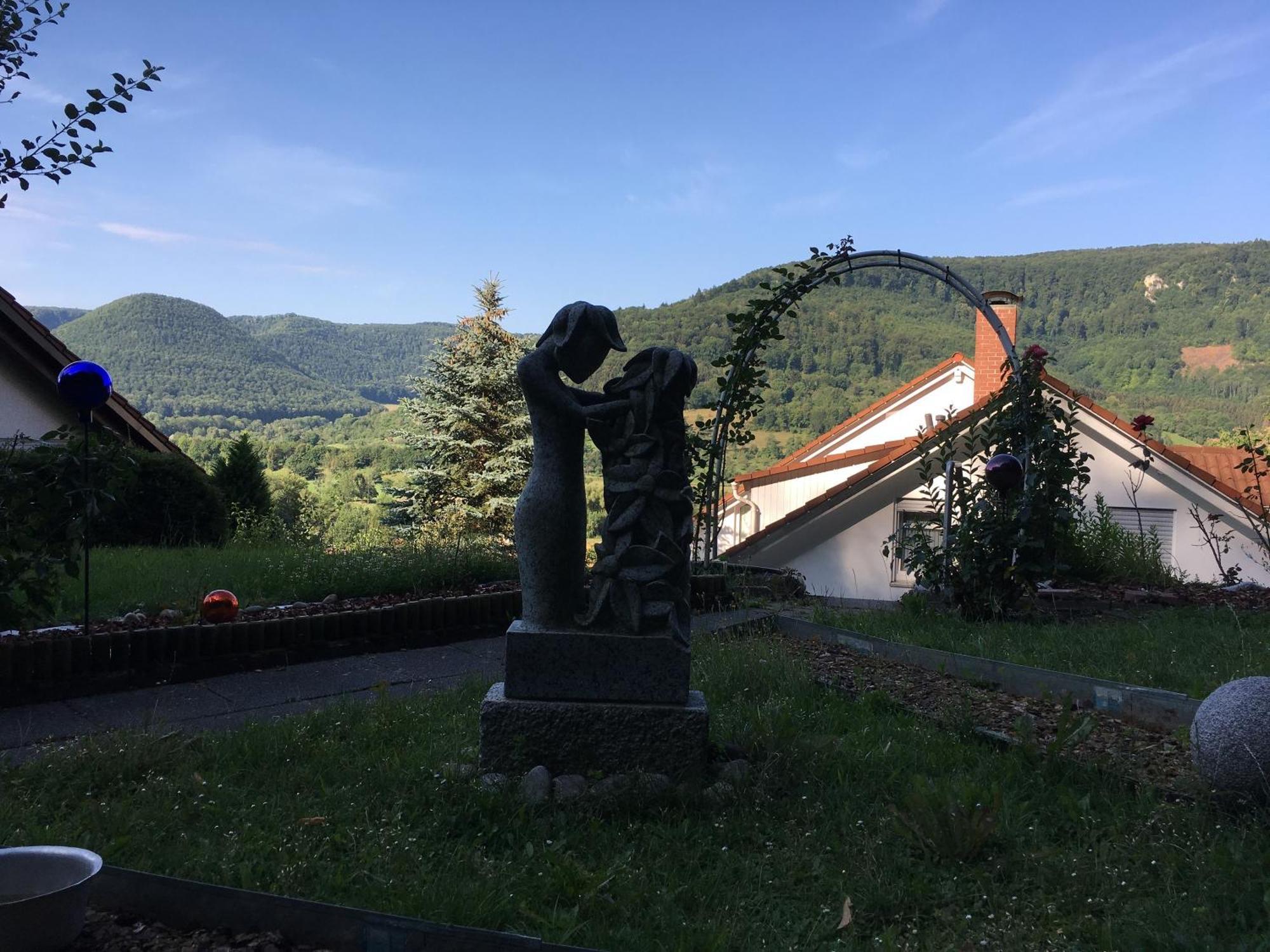 Appartement Haus Am Sonnenhuegel à Bad Urach Extérieur photo